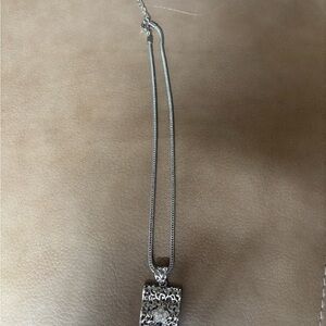 Elegant Silver Pendant Necklace